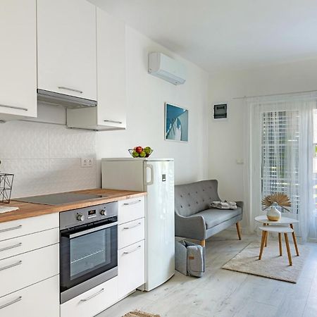 Villa Madarasz 5 Deluxe Vendeghaz Balatonalmádi Esterno foto